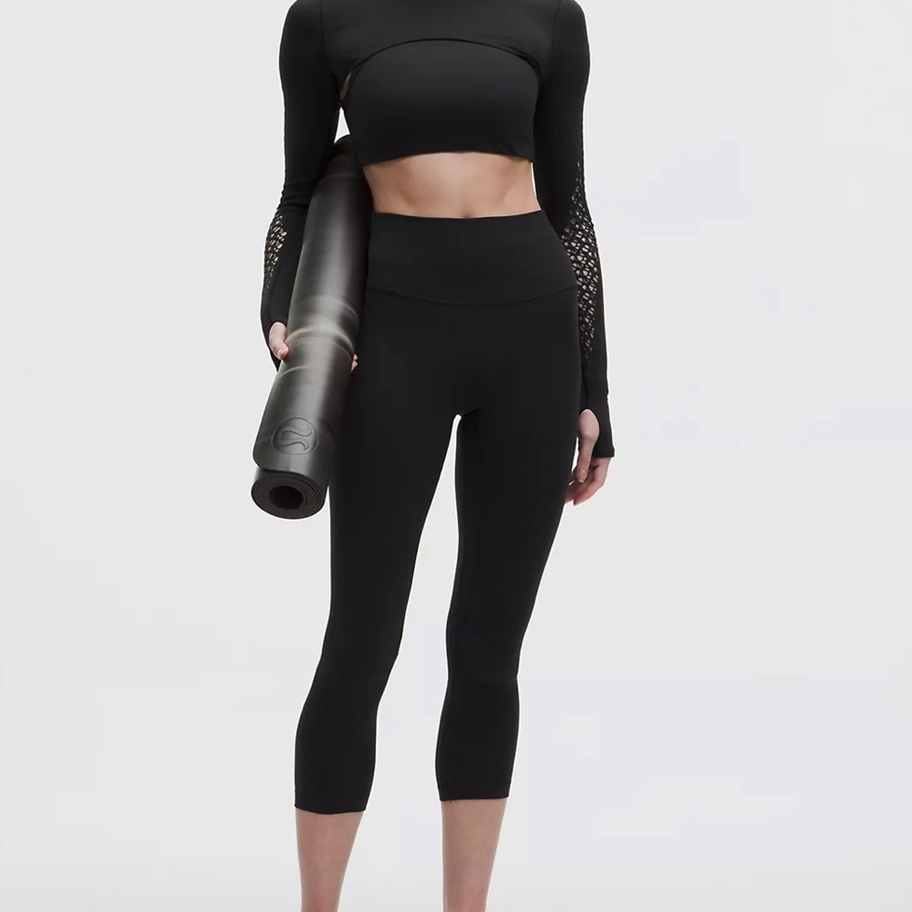 Lululemon Cropped Black Leggings